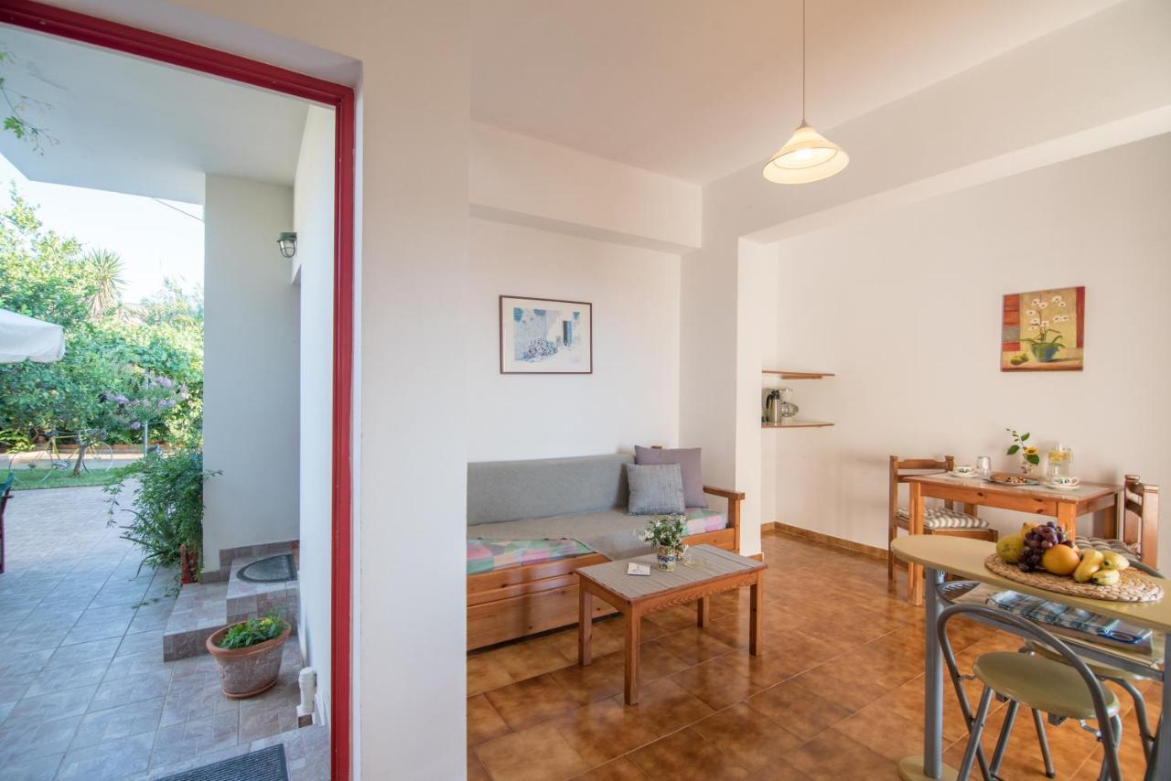 Christiana Apartments Gerani  Екстер'єр фото